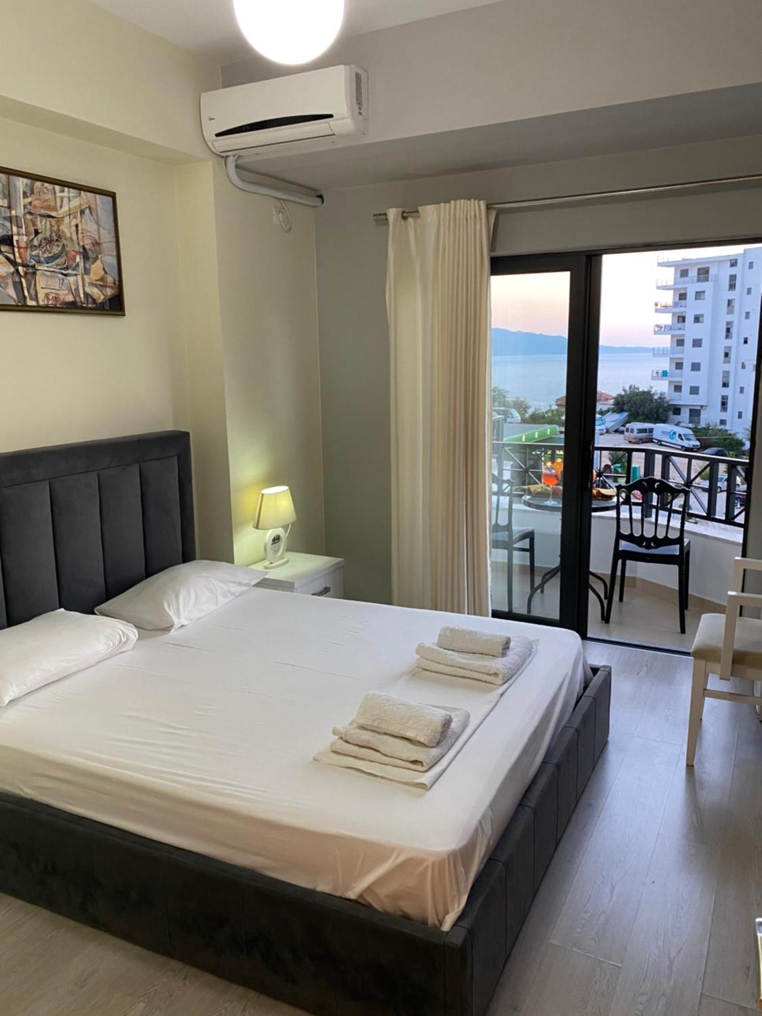 Privé City Hotel Saranda Extérieur photo
